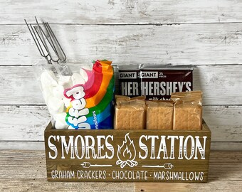 S'mores Station, S'mores station wood box, S'mores wood tray, S'mores box, S'mores wood caddy, S'mores supply box, wedding s'mores decor