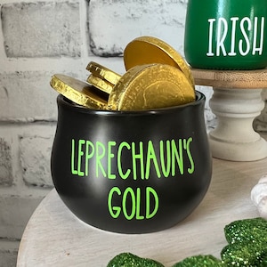 St Patrick&#39;s tiered tray, St. Patrick&#39;s Day tiered tray decor, Leprechauns gold, tiered tray accessory, St Patricks Day candy dish