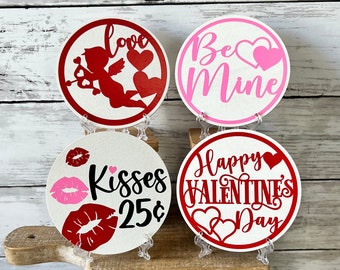 Valentine tiered tray decor, Valentine's Day mini signs, Valentine home decor, Happy Valentines Day, mini round wood sign for Valentines Day