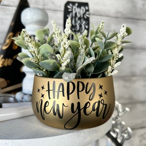 New Year tiered tray decor, New Years mini floral arrangement, New Years home decor, New Years eve party decor, Happy New Year, 2023