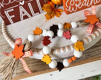 Girlande Herbst, Perlengirlande Herbst, Perlengirlande Herbst, Herbst-Girlande, Kürbis-Tablett, Herbst-Dekoration, Herbst-Dekoration, Herbst-Dekoration