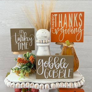 Decoración de bandeja con niveles de otoño, decoración de bandeja con niveles de acción de gracias, decoración del hogar de otoño, decoración de acción de gracias, mini carteles de otoño, decoración de estantería de acción de gracias