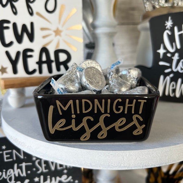 New Years Tiered Tray Decor, Candy Dish, New Year Decor, Happy New Year, New Years Eve party decor, New Years Tiered Tray, Midnight kisses