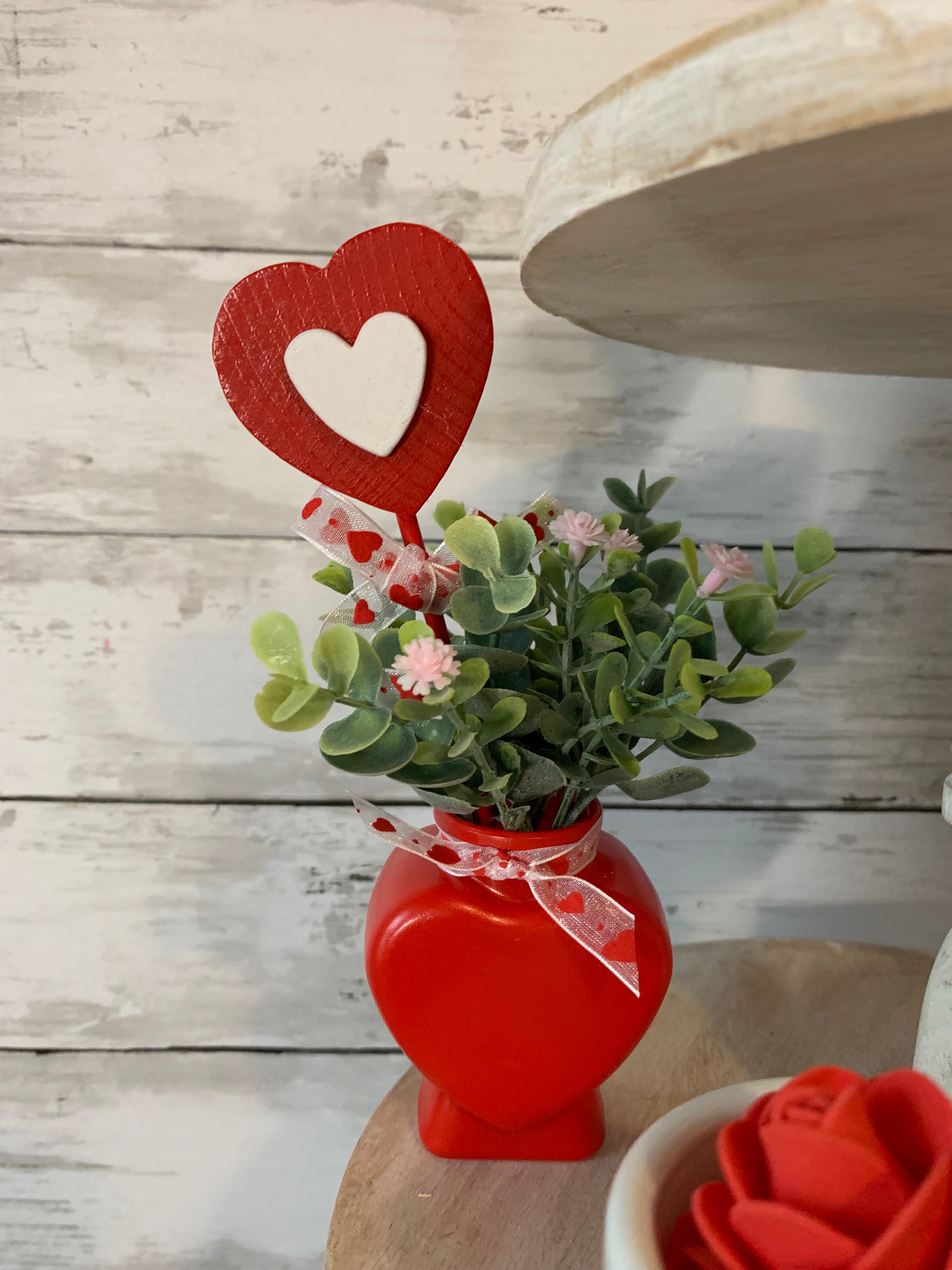 Set 3 Vassoi A Cuore In Legno Per San Valentino - Decorazioni Tavolo Rosa Con Uccellini E Nastri - 2
