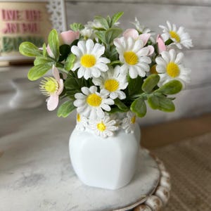 Spring tiered Tray mini floral arrangement, Spring tiered tray decor, daisy tiered tray decor, daisy mini  florals, daisy home decor