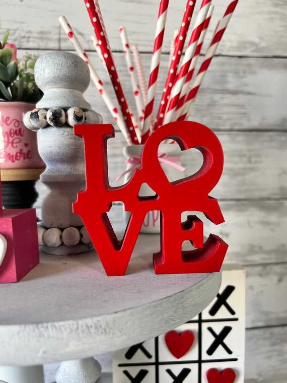5 Pcs Heart Wooden Sign on Stand Wood Decor Valentine's Day Tiered Tray  Decor 2 Sizes Freestanding Heart Decor Valentine's Day Table Decorative  Sign
