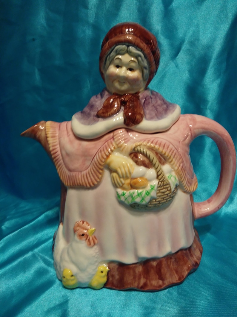 Vintage Takahashi San Francisco Ceramic Teapot Woman Gathering Eggs WChickens At Her Feet