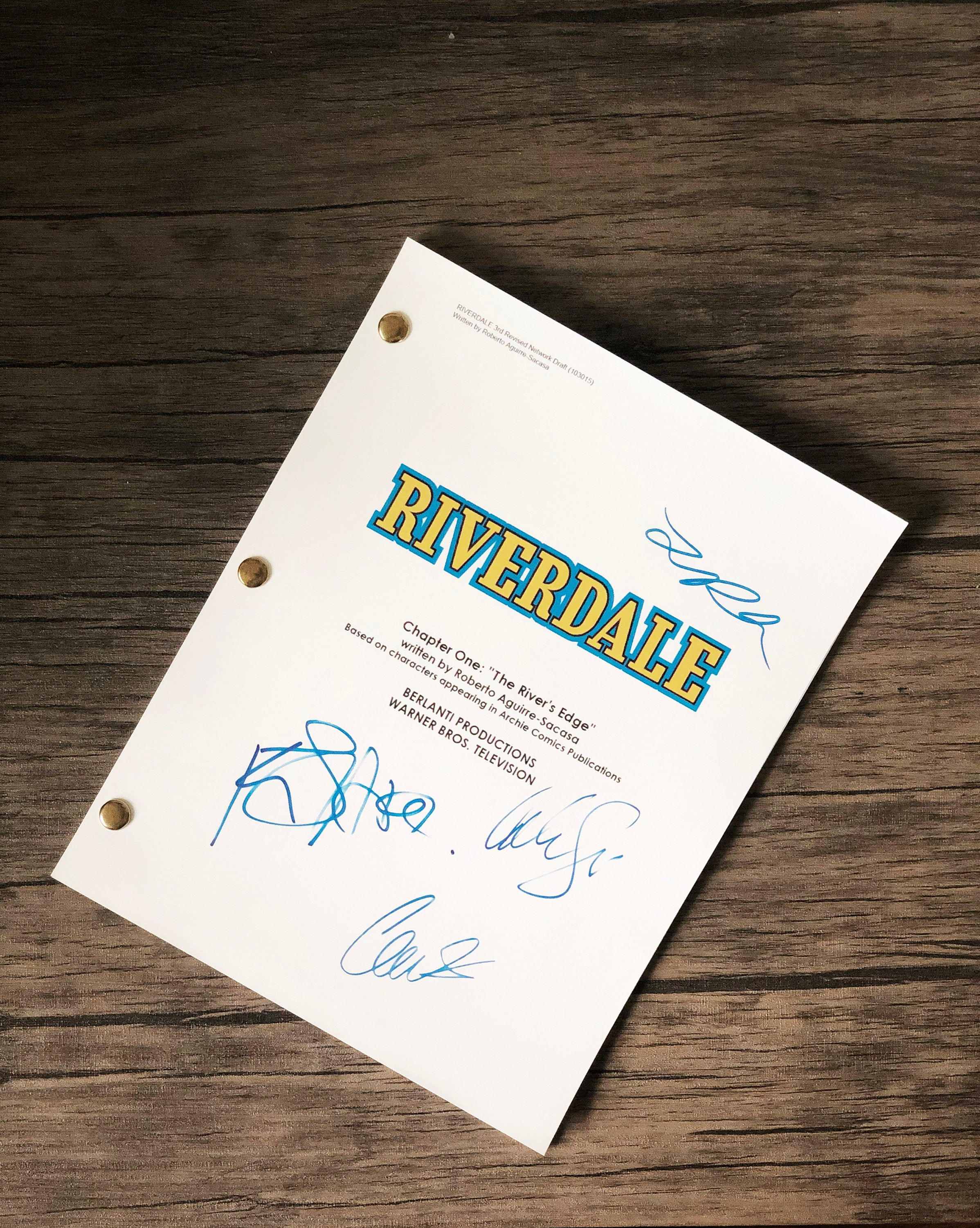 Riverdale merch France