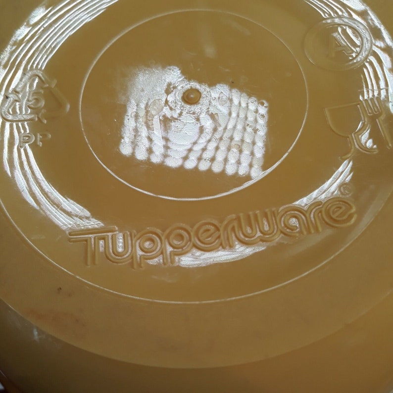 Tupperware Bottom Vintage TUPPERWARE One Touch Bowl Yellow #2514 & Yellow Seal A 16 Oz - Etsy