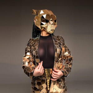 Mirror Costume set with Jacket Shorts Leg Covers and Jaguar mask, Disco Clothing Sequin Rhinestones Golden Coats for Show Performance outfit