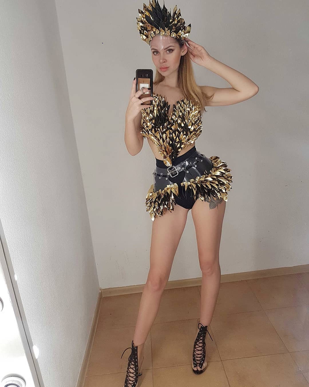 Gold 2025 festival dress