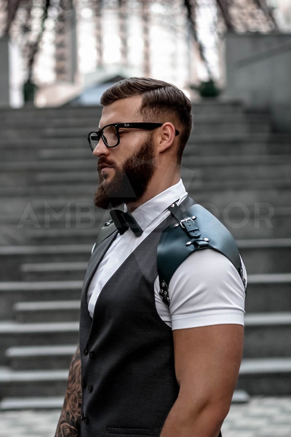 How to Style Men's Fashion Harness