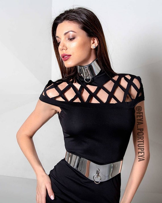 Elegant Moments Luxurious Chain Leash with Leather Handle in Black - One Size