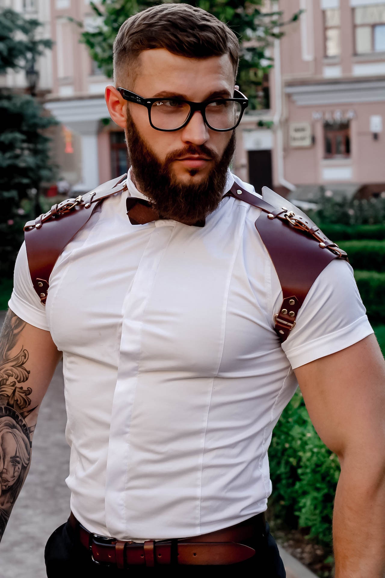 mens suit shoulder harness｜TikTok Search