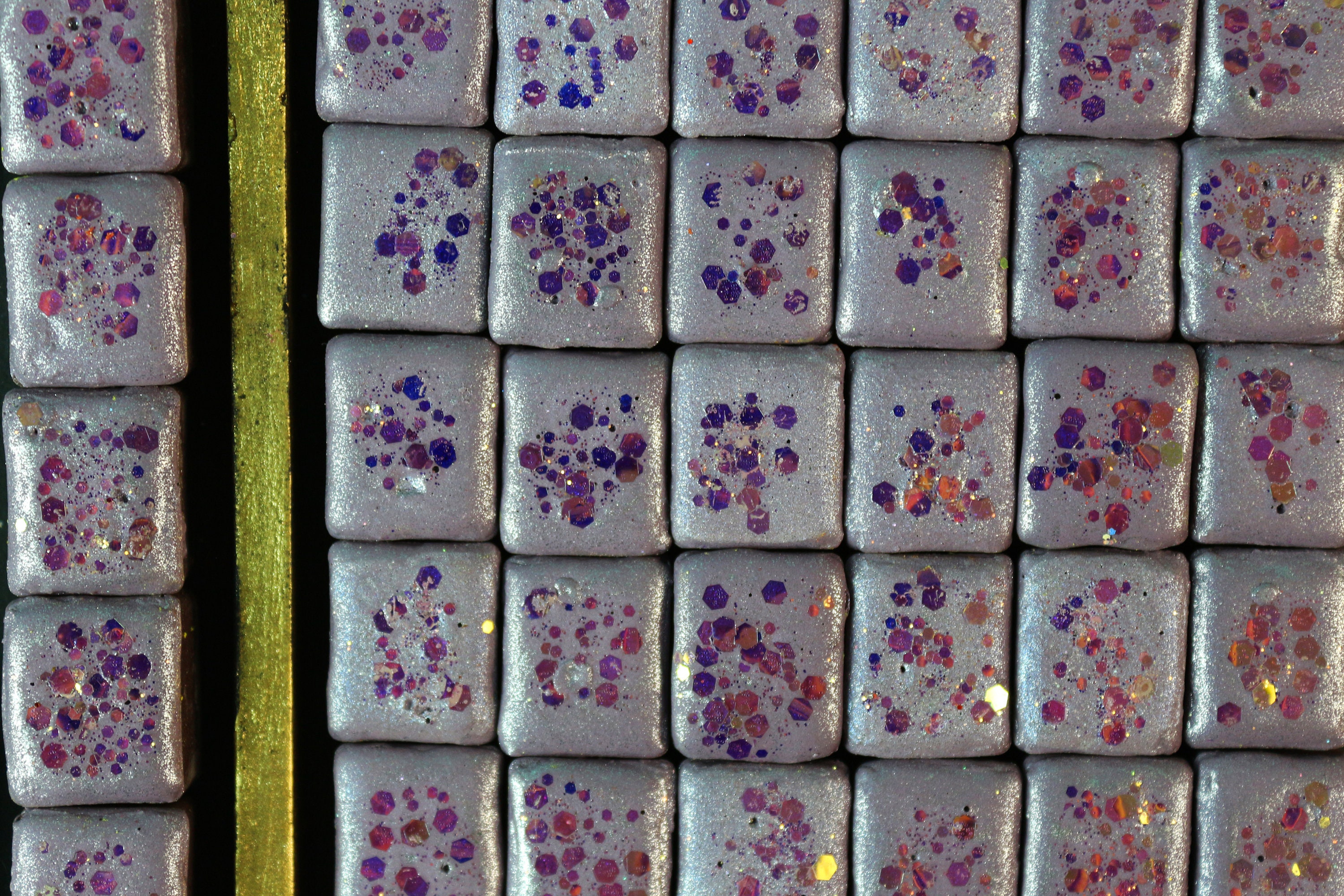 自家製絵の具 ハーフパン 楽天市場】ハーフパン ケース 水彩パン 固形 絵の具 水彩画 顔料 塗料