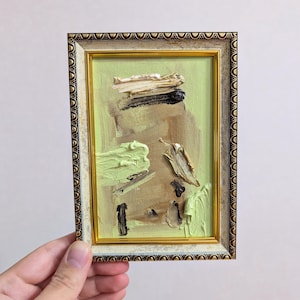 Pintura al óleo texturizada enmarcada de 18 x 13 cm, decoración de pared, arte abstracto, tonos tierra, verde intenso y azul, decoración de pared única, obra de arte original hecha a mano.