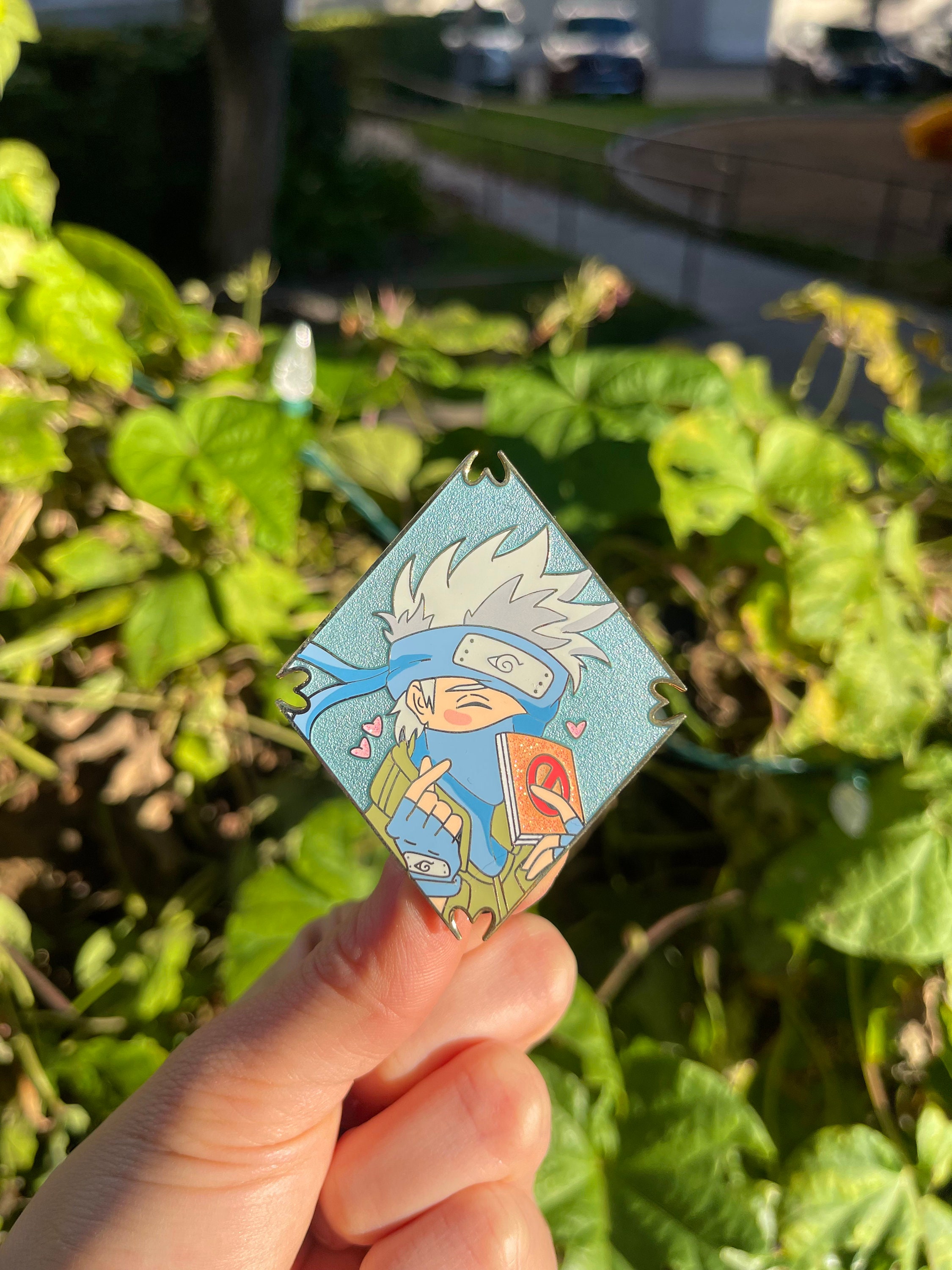  Ata-Boy Naruto Kakashi Face 1 Full Color Enamel Pin :  Clothing, Shoes & Jewelry