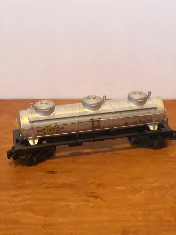 lionel sunoco tank car