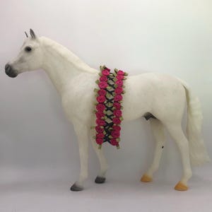 Magenta Rose Corset Flower Garland