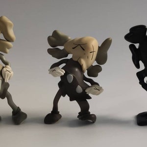 La prochaine figurine de KAWS est inspiré d'un programme japonais
