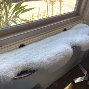 Cat Chill Lounger - Wall and Window Perch - Luxe Faux Fur Pad - Maple Wood Shelf