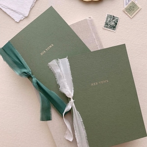 Olive Green Vow Books Set of 2, Gold Foil, Wedding Vow Books, His and Her Vow Books, Custom Vow Booklets, Minimalist, Engagement Gift