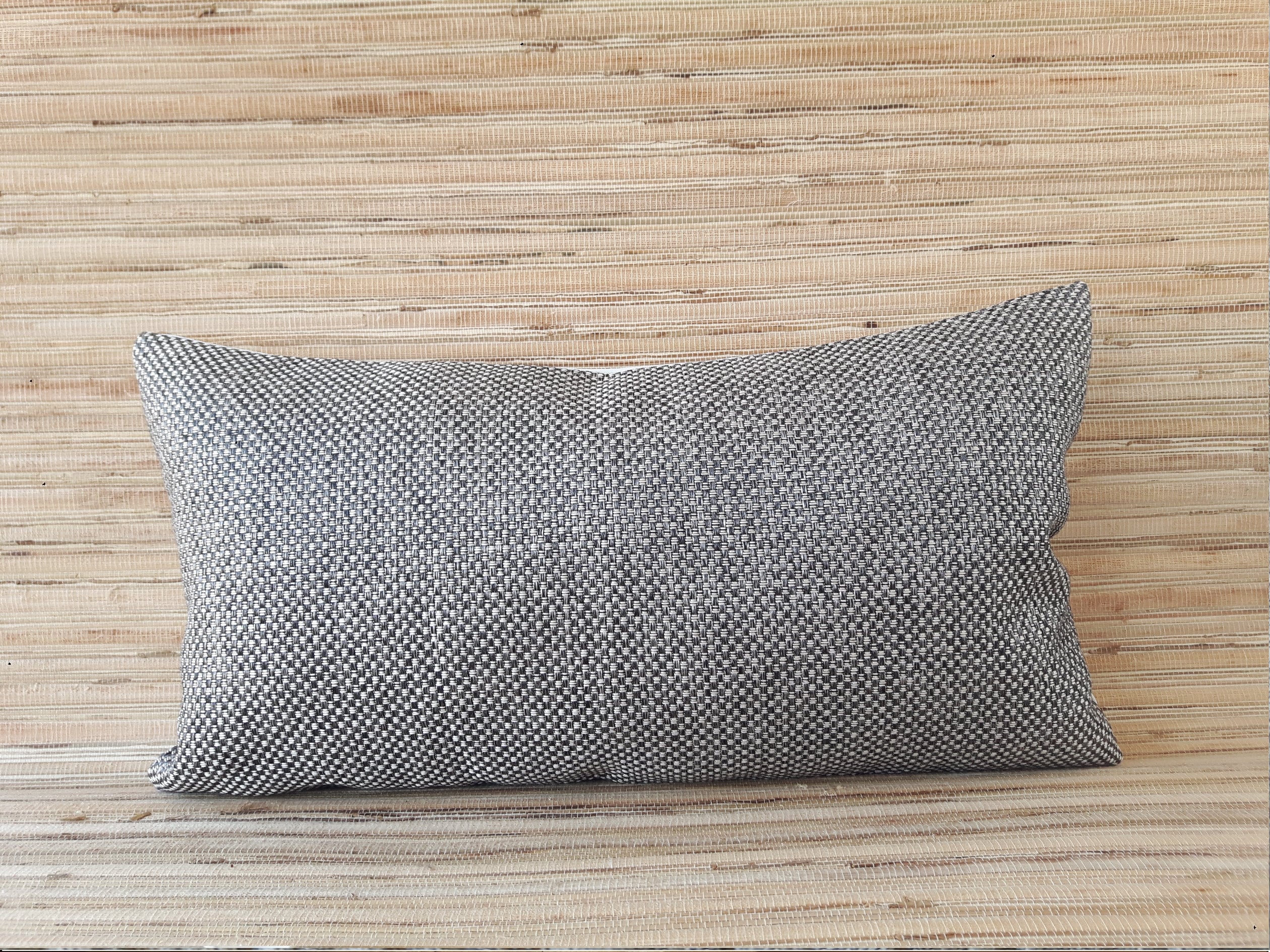 Gradient Lumbar Pillow – JAVIER STUDIO