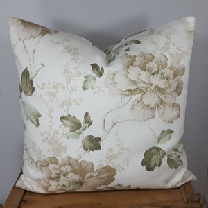Floral Pillows  Laura Ashley/Luxury  pillows  18x18/Throw Pillows/Cushion Covers/Home Decor.