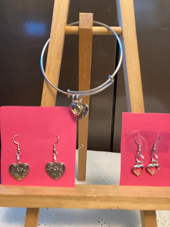 Beautiful Bangle Bracelet with Two Hearts - Matching  Heart Earrings