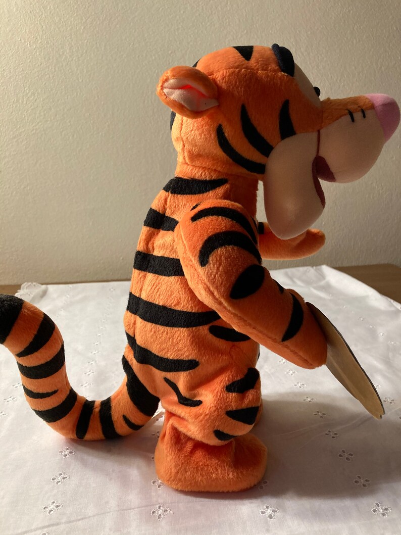 bouncing singing tigger toy