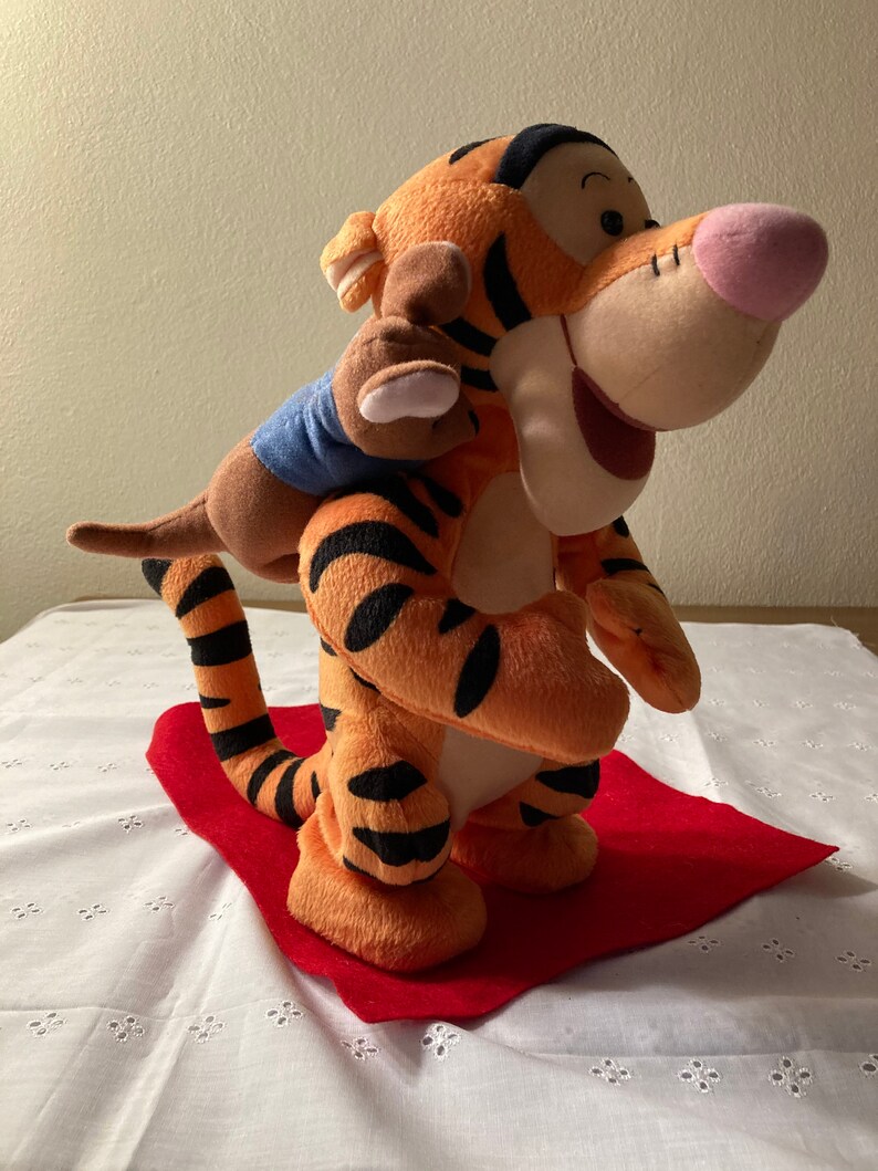 bouncing singing tigger toy