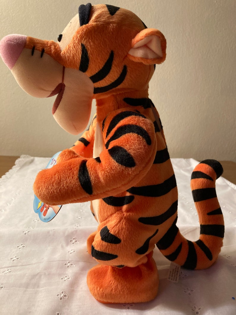 bouncing singing tigger toy