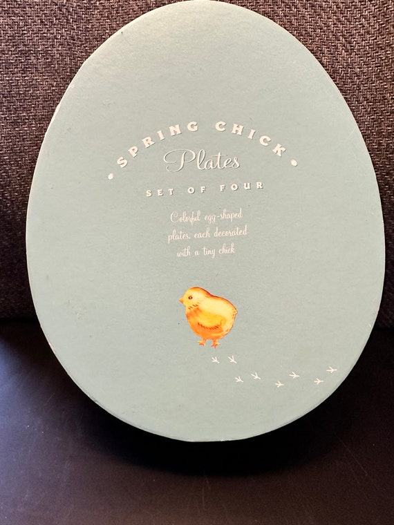 Williams Sonoma Spring Chick Easter Egg Shaped Plates Ceramic Set of 4 W/ Box