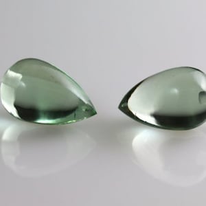 1 Pair  Green amethyst Quartz Half Bottom Drilled  Hole( 0.8 ) Approx 15x10 mm Teardrop , Briollete Smooth