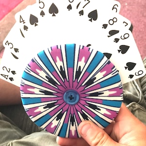 Porta tarjetas manos que ayudan juegos de cartas niños mayores 36 patrones para elegir incluyendo Harry Potter
