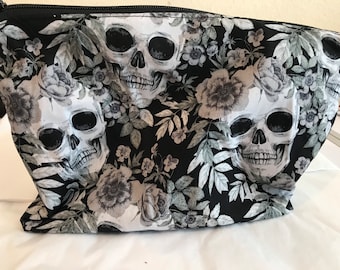 Large Skull themed makeup organiser bag with skull and crossbones charm zip pull