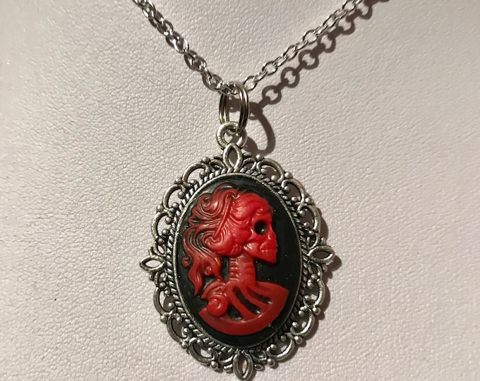 Skull Cameo Necklace 18in chain  gothic Haloween