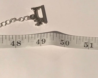 Tape measure bracelet with sewing machine charm white