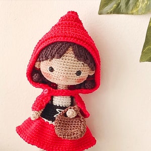 Patrón muñeca amigurumi crochet Patrón ENG crochet PDF MUÑECA caperucita roja de ganchillo patrón mini muñeca crochet patrón muñeca diminuta imagen 1