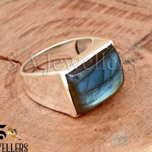 Handmade Baguette Labradorite Ring: 925 Sterling Silver Wedding Jewelry