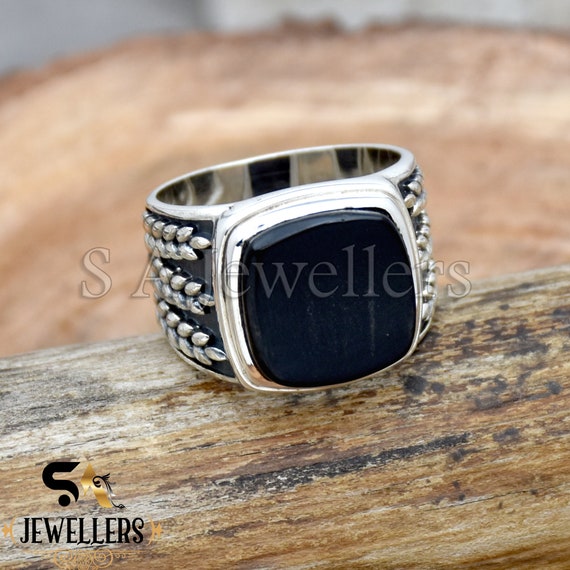 Sterling Silver Men's Bezel Onyx Textured Band Ring Sterling Silver Men's Bezel Onyx Textured Band Ring