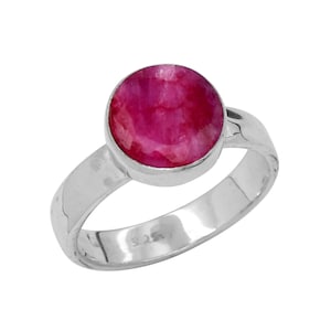 Anel de rubi, anel de prata 925, anel de rubi redondo, anéis com pedras preciosas, anel de rubi indiano, anel delicado, anel minimalista, joia boho, presente para ela