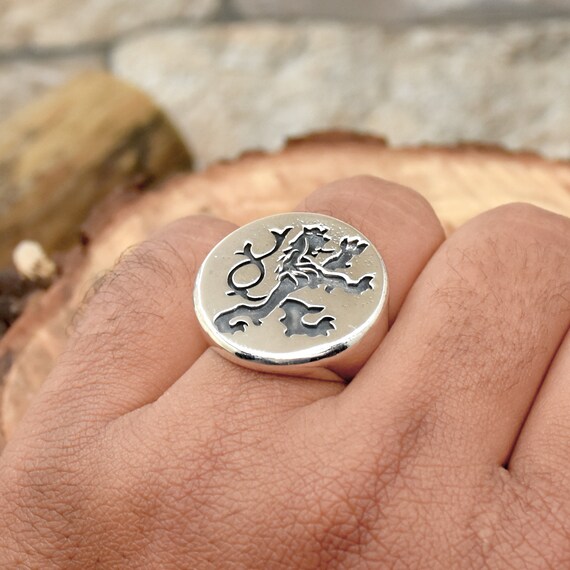 Lion sale thumb ring