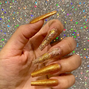 Gold Butterfly Press On Nails image 2