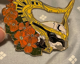 Hildryn Prime Warframe fan made pin prime garden 2.5 inches