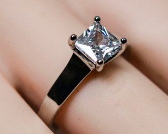 silver tone with colorless crystal womens ring, Size 7, 7/14, 7 3/4