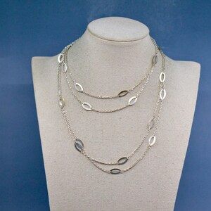 Silver tone, women&#39;s fashion necklace