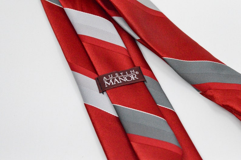 Austin Manor red and grey tone mens necktie