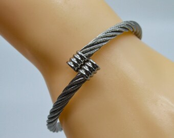 Steel tone womens fashion bracelet