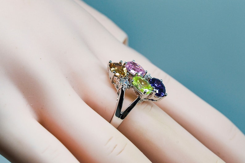 Size 7 12 Silver tone with multi color crystals womens ring 8 14